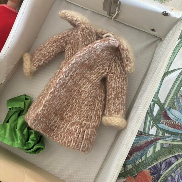 Vintage 1963 Redhead Midge Doll w/ Clothes & Barbie Case Mattel Mod Era - Picture 3 of 7